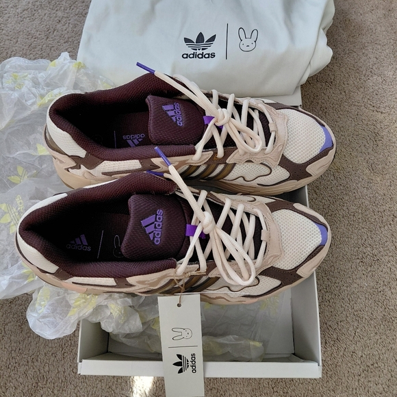 Adidas Bad Bunny Response CL - Picture 3 of 6